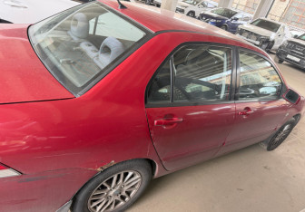 Подержанный автомобиль Mitsubishi Lancer Sedan 2007 года (2 фото)