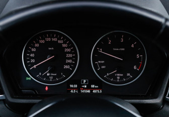 Подержанный автомобиль BMW X1 2017 года (25 фото)