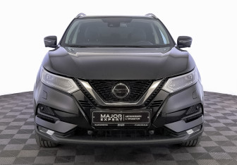 Подержанный автомобиль Nissan Qashqai 2021 года (2 фото)
