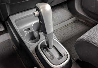Подержанный автомобиль Nissan Tiida Sedan 2012 года (23 фото)