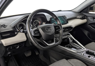 Подержанный автомобиль Kaiyi E5 2024 года (15 фото)