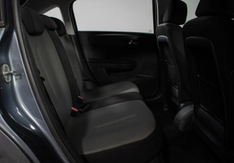 Подержанный автомобиль Citroen C4 Hatchback 2010 года (10 фото)