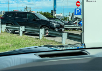 Подержанный автомобиль Cadillac Escalade Suv 2022 года (24 фото)