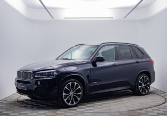 Подержанный автомобиль BMW X5 2015 года (1 фото)