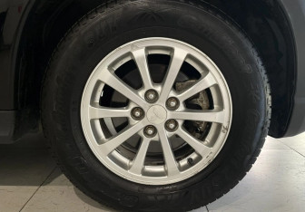 Подержанный автомобиль Mitsubishi ASX 2010 года (19 фото)