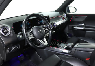 Подержанный автомобиль Mercedes-Benz GLB 2020 года (13 фото)