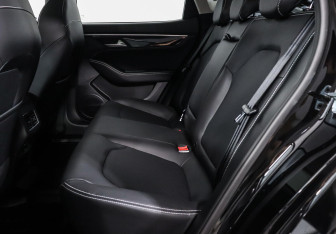 Подержанный автомобиль JAC J7 2022 года (16 фото)