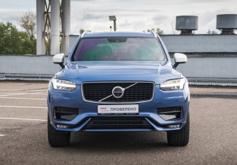 Подержанный автомобиль Volvo XC90 2019 года (2 фото)