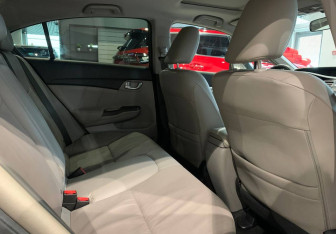 Подержанный автомобиль Honda Civic Sedan 2013 года (11 фото)
