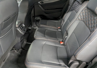 Подержанный автомобиль Geely Okavango 2024 года (17 фото)