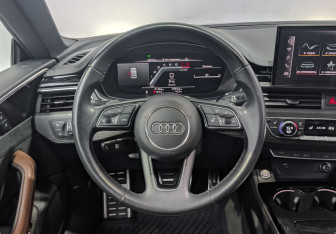 Подержанный автомобиль Audi A5 Liftback 2022 года (21 фото)