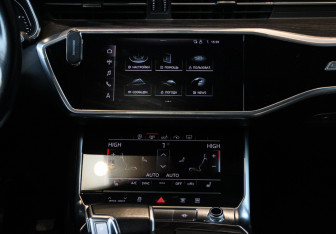 Подержанный автомобиль Audi A6 Sedan 2019 года (12 фото)