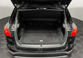 Подержанный автомобиль BMW X1 2018 года (9 фото)