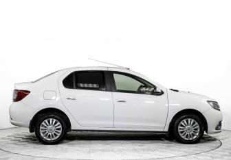 Подержанный автомобиль Renault Logan Sedan 2017 года (4 фото)