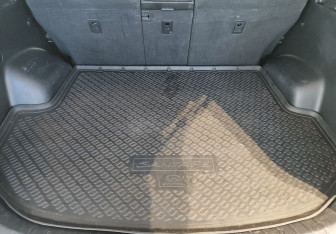 Подержанный автомобиль Hyundai Santa Fe 2013 года (13 фото)