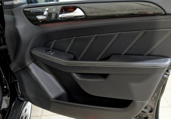 Подержанный автомобиль Mercedes-Benz GLE AMG 2016 года (25 фото)