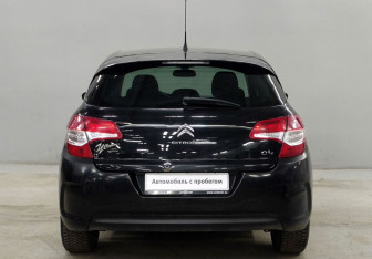 Подержанный автомобиль Citroen C4 Hatchback 2011 года (6 фото)