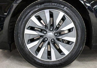 Подержанный автомобиль Audi A6 Sedan 2019 года (23 фото)