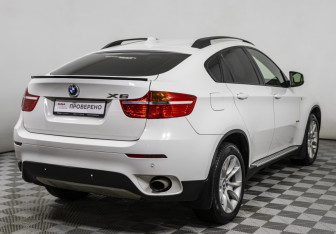 Подержанный автомобиль BMW X6 2009 года (5 фото)