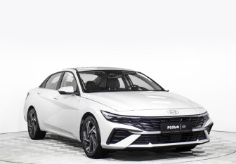 Новый Hyundai Elantra Sedan 2024 (3 фото)