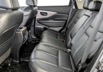 Подержанный автомобиль Nissan Murano Suv 2019 года (12 фото)
