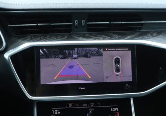 Подержанный автомобиль Audi A6 Sedan 2020 года (19 фото)