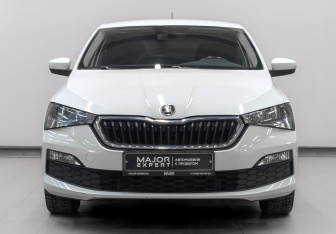 Подержанный автомобиль Skoda Rapid Liftback 2022 года (2 фото)