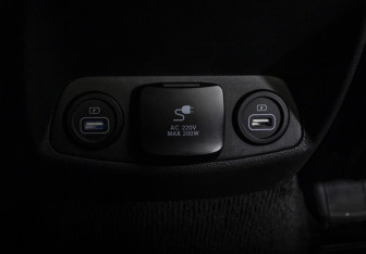 Подержанный автомобиль Hyundai Santa Fe 2022 года (17 фото)