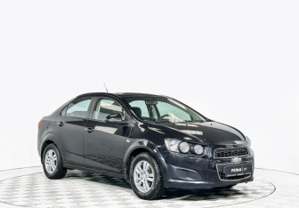 Подержанный автомобиль Chevrolet Aveo Sedan 2012 года (3 фото)