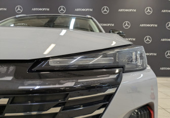 Подержанный автомобиль Changan CS55PLUS 2023 года (11 фото)