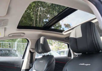 Подержанный автомобиль Chery Arrizo 8 2023 года (13 фото)