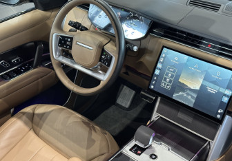 Новый Land Rover Range Rover 2025 (8 фото)