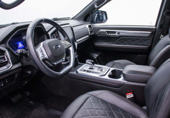 Подержанный автомобиль JAC T9 2024 года (7 фото)
