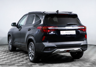 Подержанный автомобиль Kia Seltos 2021 года (7 фото)