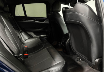 Подержанный автомобиль BMW X4 2020 года (14 фото)