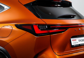 Подержанный автомобиль Lexus NX 2021 года (16 фото)