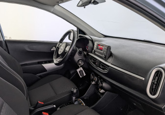 Подержанный автомобиль Kia Picanto 2020 года (13 фото)