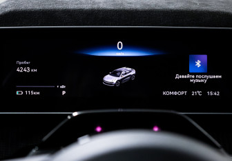 Подержанный автомобиль Zeekr 001 2023 года (11 фото)