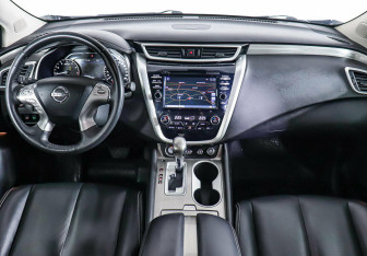 Подержанный автомобиль Nissan Murano Suv 2020 года (12 фото)