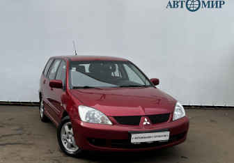 Подержанный автомобиль Mitsubishi Lancer Wagon 2007 года (3 фото)