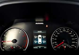 Подержанный автомобиль Haval F7x 2022 года (13 фото)