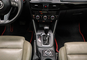 Подержанный автомобиль Mazda CX-5 2014 года (8 фото)