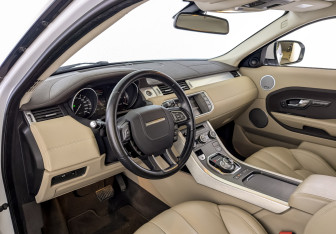 Подержанный автомобиль Land Rover Range Rover Evoque 2012 года (16 фото)