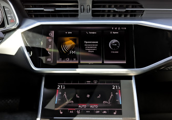 Подержанный автомобиль Audi A6 Sedan 2021 года (14 фото)