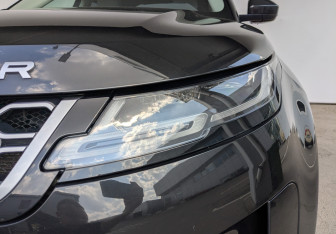 Подержанный автомобиль Land Rover Range Rover Evoque 2022 года (11 фото)