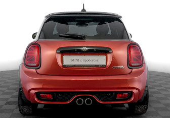 Подержанный автомобиль MINI Hatch 2020 года (6 фото)