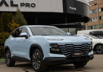 Подержанный автомобиль Jetour Dashing 2023 года (2 фото)