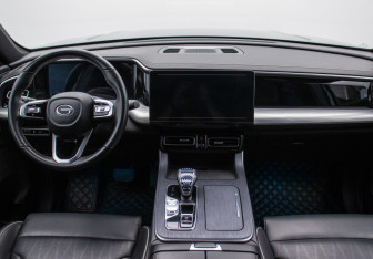 Подержанный автомобиль GAC GS8 2023 года (13 фото)