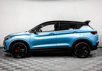 Подержанный автомобиль Geely Coolray 2023 года (8 фото)