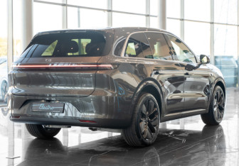 Новый LiXiang L6 2024 (6 фото)